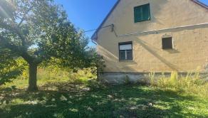 MH309- 4-izbový tehlový dom vo Veľkom Léli | 110 m² | 43 000 € - fotografia 1