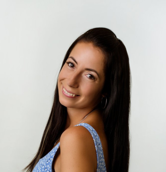  Monika Huszáriková 