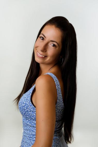  Monika Huszáriková 