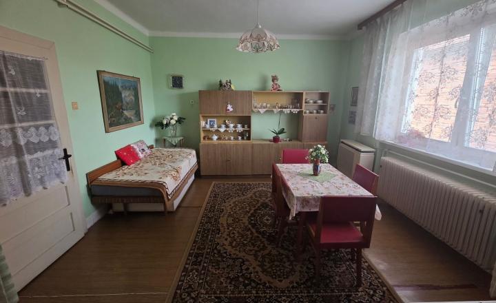 MH296-Zľava 4000,-EUR!Na predaj zachovalý rodinný dom s veľkým pozemkom - fotografia 10