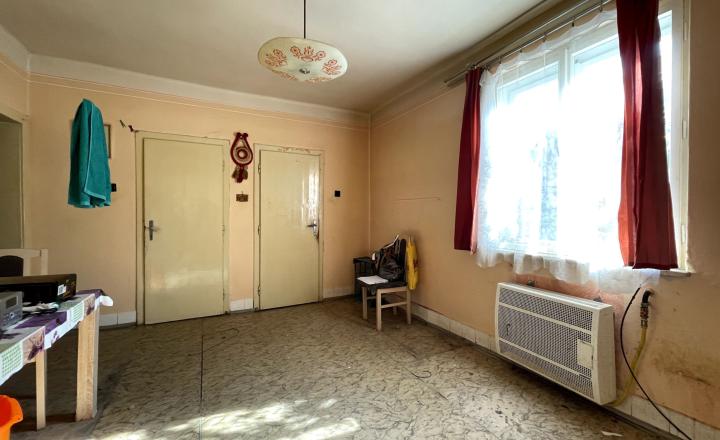 MH310- Na predaj 3 izbový rodinný dom v obci Holiare  - fotografia 3