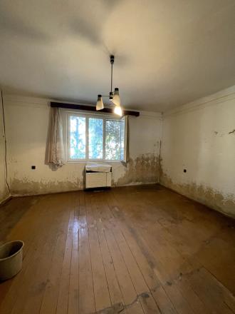 MH310- Na predaj 3 izbový rodinný dom v obci Holiare  - fotografia 5