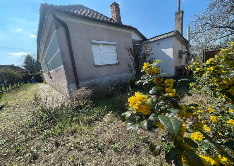 MH296-Zľava 4000,-EUR!Na predaj zachovalý rodinný dom s veľkým pozemkom - fotografia 1